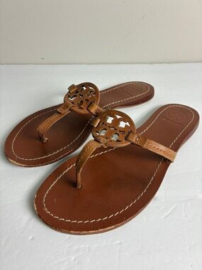 Tory Burch Flat Thong Sandals Leather Circle-Logo Chestnut Sz 7